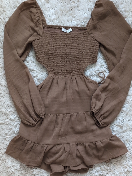 12th Tribe Dresses & Skirts - 12th Tribe Brown Smocked Waist Ruffle Dress